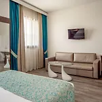 Phi Milano