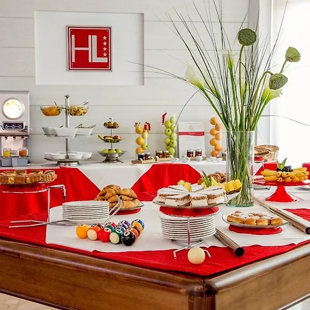 Phi Milano Hotel