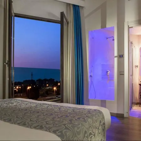 Phi Milano 4*