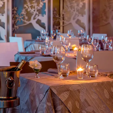 Hotel Phi Milano 4*