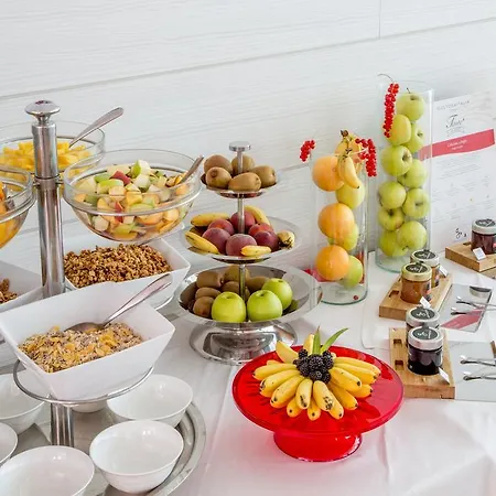 Hotel Phi Milano 4*